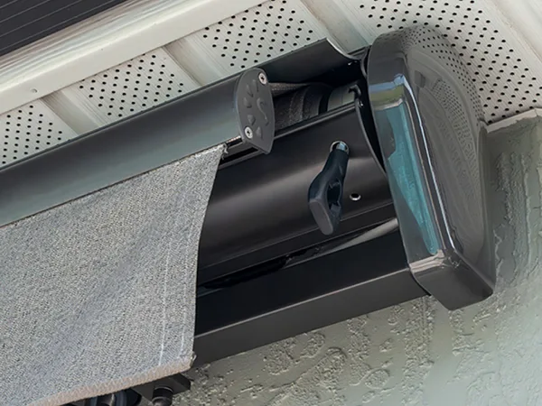 integrated anti-corrosion cassette housing